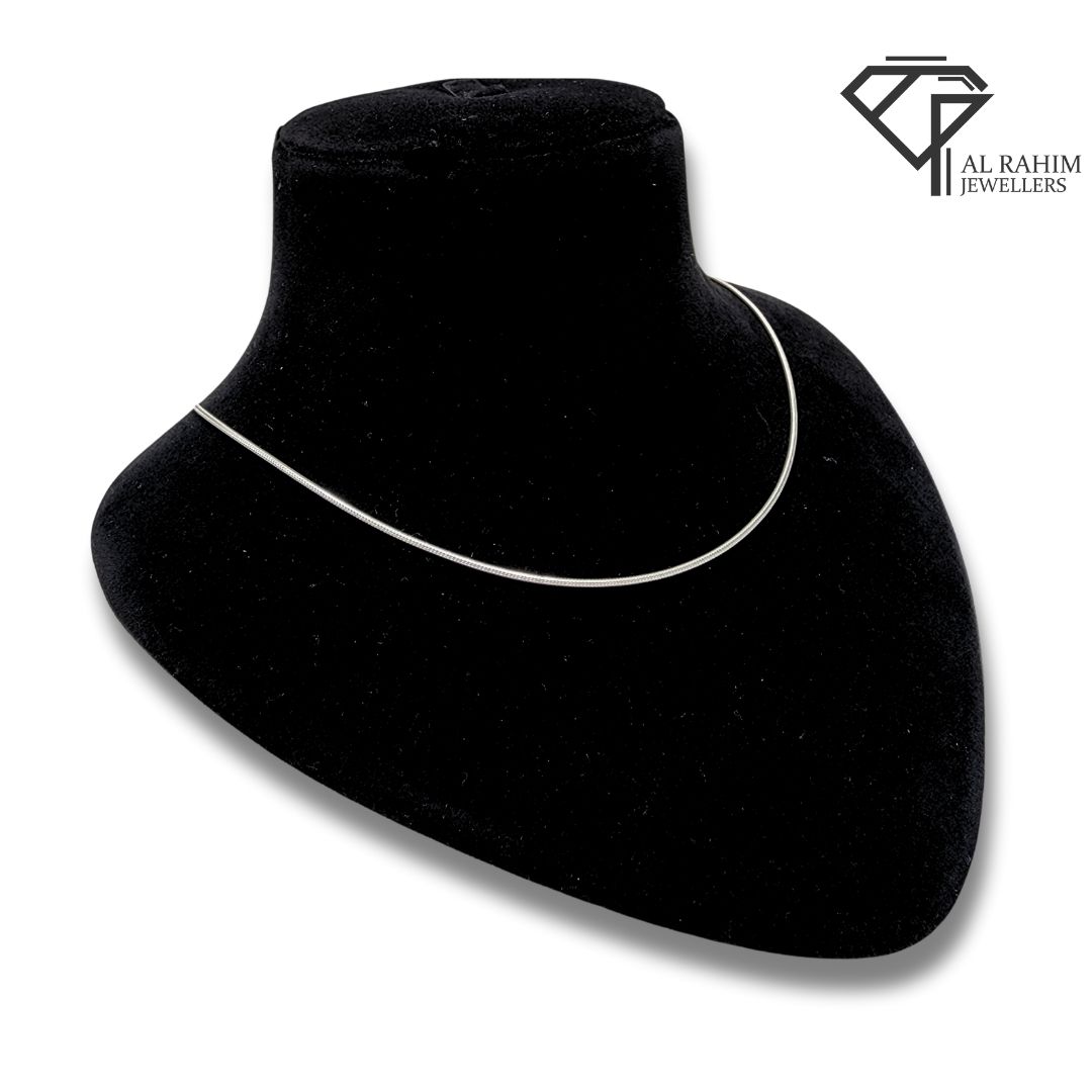 Delicate Snake Silver Chain โ 7.7g Fluid Elegance