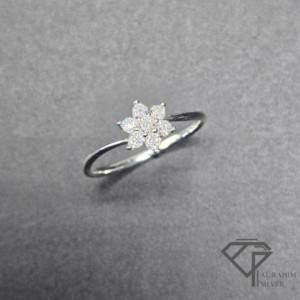 Petal Glow Silver Ring – 1.3g Delicate Shine