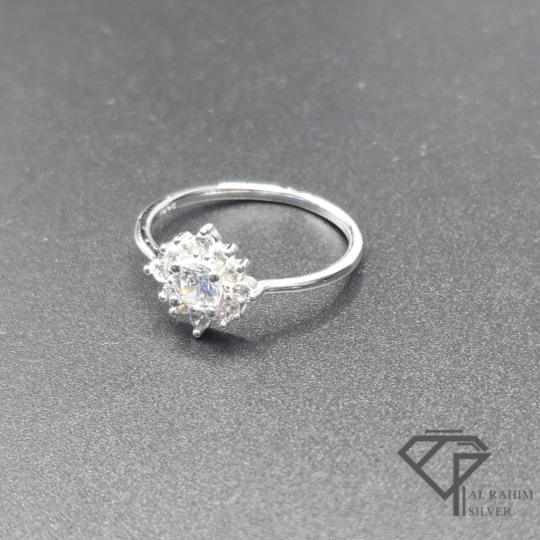 Frost Shine Silver Ring – 1.3g Minimal Sparkle - Image 4