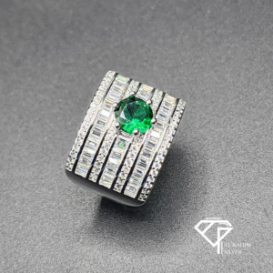 Emerald Column Rhodium Ring – 5.9g Modern Elegance